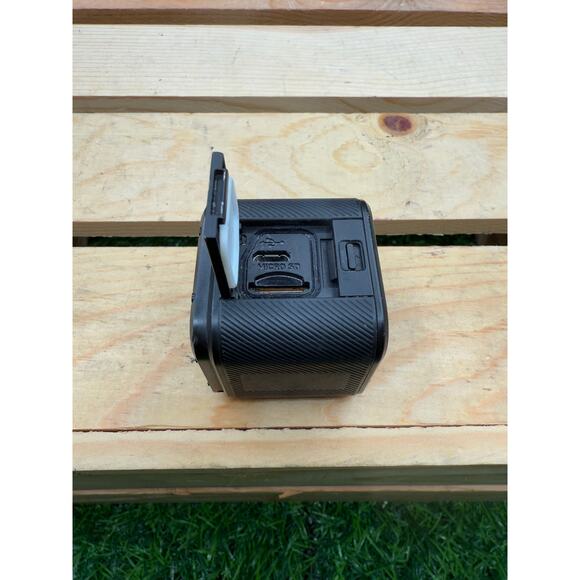 GoPro Hero Session Action Camera with Case – Used - Tested and Working - Picture 8 of 8